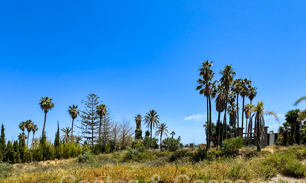 Bouwgrond met exclusief project te koop voor een luxevilla, met zeezicht en op loopafstand van Puerto Banus, Marbella 71838