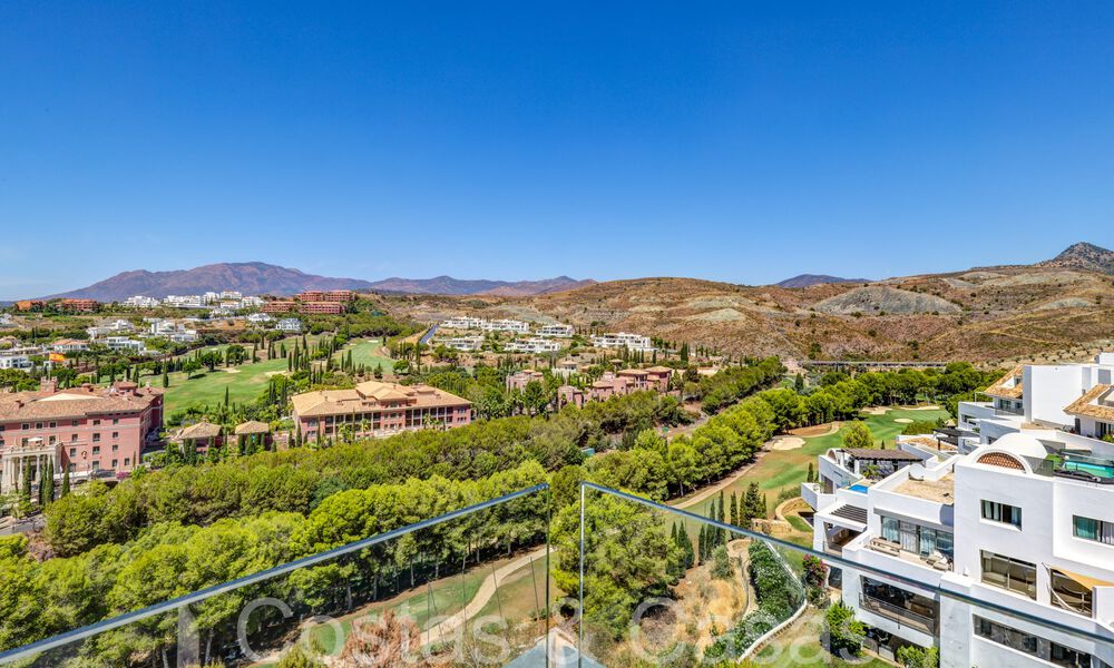 Modern golf appartement te koop in het prestigieuze 5* Los Flamingos Golf Resort op de New Golden Mile, Marbella - Benahavís 71715