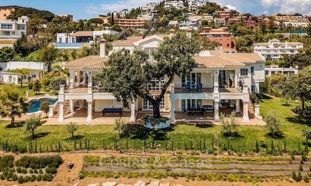 Majestueuze villa in Mediterrane stijl te koop, met zeezicht, in een natuurlijke omgeving ten oosten van Marbella centrum 72161