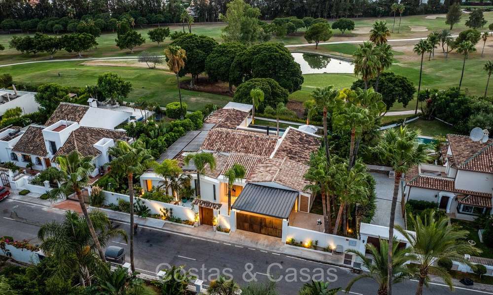 Stijlvol gerenoveerde luxevilla te koop, grenzend aan de golfbaan in Nueva Andalucia, Marbella 72293