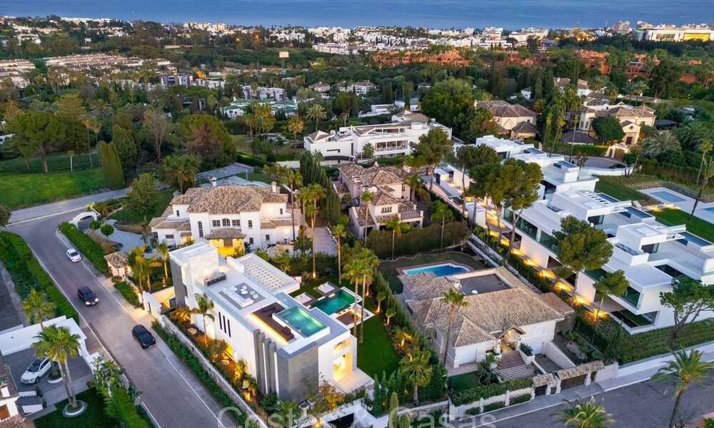 Indrukwekkende, hedendaagse designvilla te koop in Nueva Andalucia, Marbella 72205