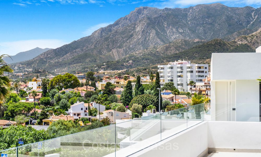 Instapklare, modernistische luxevilla te koop in Oost Marbella 72784