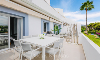 Prestigieus gerenoveerd appartement te koop met ruim terras in La Quinta golfresort, Benahavis - Marbella 72925 