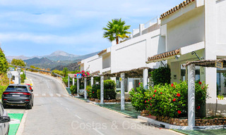 Prestigieus gerenoveerd appartement te koop met ruim terras in La Quinta golfresort, Benahavis - Marbella 72931 