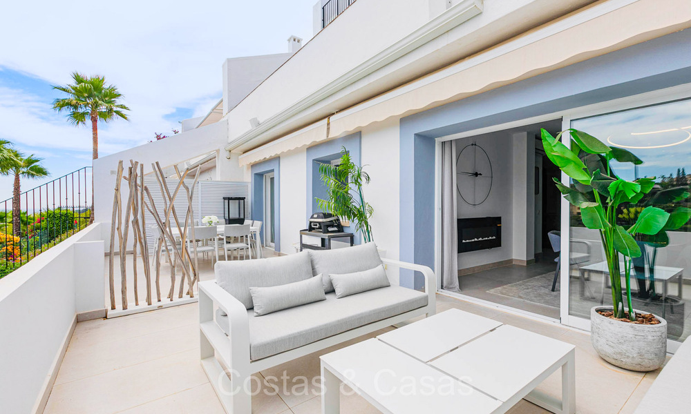 Prestigieus gerenoveerd appartement te koop met ruim terras in La Quinta golfresort, Benahavis - Marbella 72971