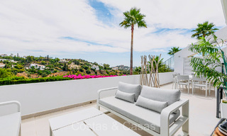 Prestigieus gerenoveerd appartement te koop met ruim terras in La Quinta golfresort, Benahavis - Marbella 72972 