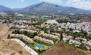 Appartement te koop op loopafstand van Puerto Banus en het strand in Nueva Andalucia, Marbella 73076 