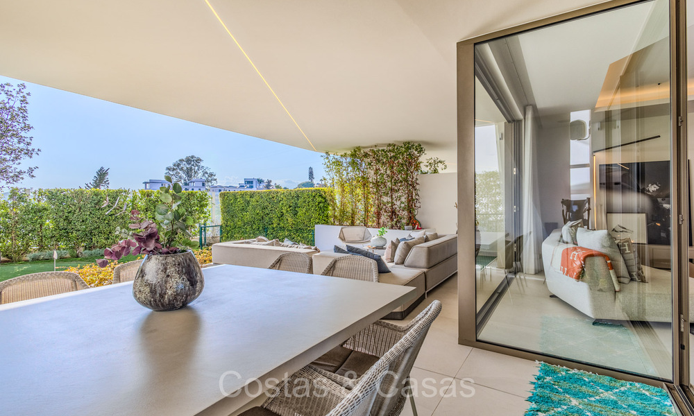 Verfijnde, minimalistische luxewoning te koop in een prestigieus complex in Nueva Andalucia, Marbella 73151