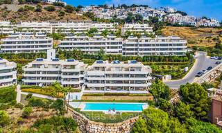 Instapklaar, modern luxe appartement te koop in het vooraanstaande Benahavis - Marbella 73409 