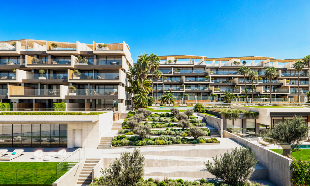 Nieuwe boutique appartementen en huizen in een eerstelijnsstrand complex te koop in Manilva aan de Costa del Sol 73491