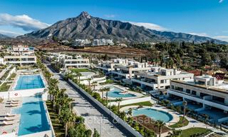 Instapklaar, prestigieus duplex appartement te koop in een chique resort-stijl wooncomplex op de Golden Mile van Marbella 73835 