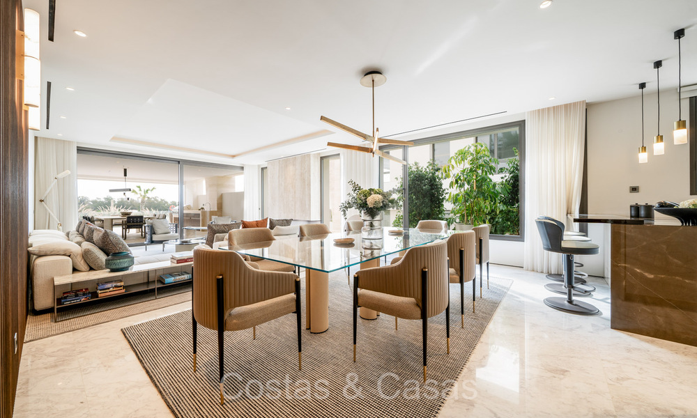 Instapklaar, prestigieus duplex appartement te koop in een chique resort-stijl wooncomplex op de Golden Mile van Marbella 73867