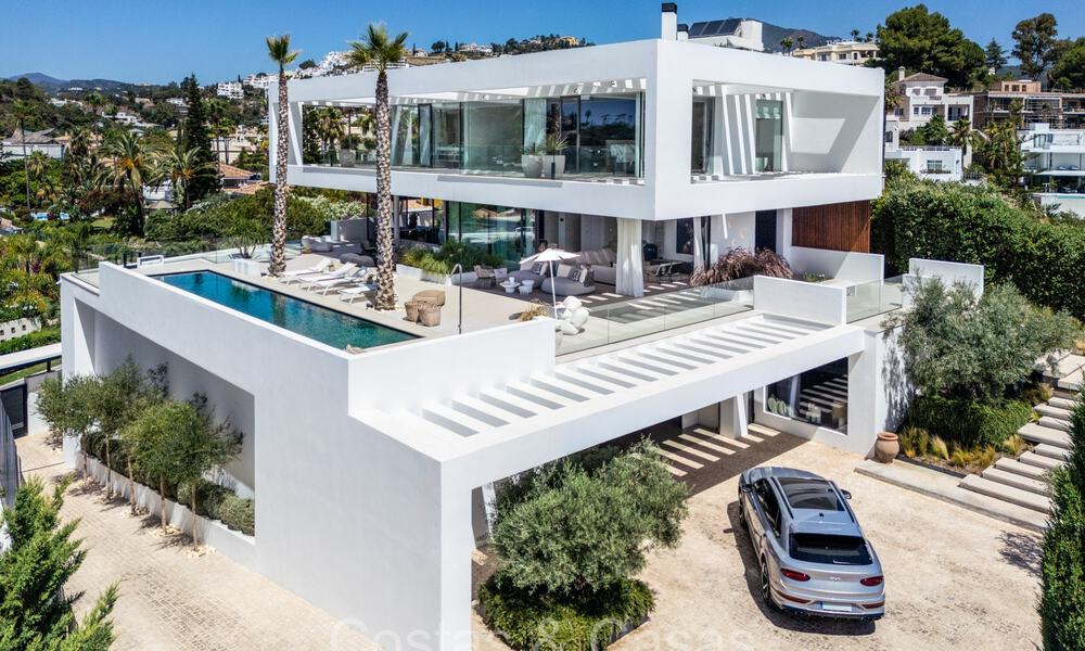 Majestueuze designervilla met geavanceerde architectuur te koop in La Quinta, Benahavis - Marbella 73974