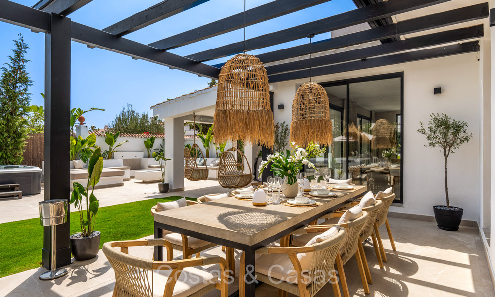 Prestigieuze, Mediterrane luxevilla te koop in een geprefereerde strandurbanisatie in San Pedro, Marbella 74297