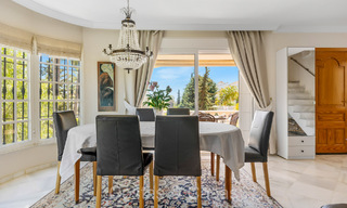 Spaanse villa te koop op loopafstand van alles in Nueva Andalucia, Marbella 74374 