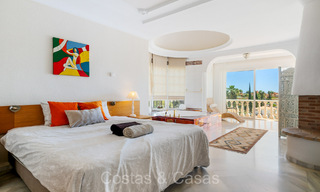 Spaanse villa te koop op loopafstand van alles in Nueva Andalucia, Marbella 74399 