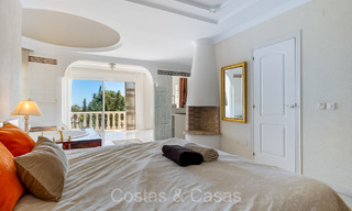 Spaanse villa te koop op loopafstand van alles in Nueva Andalucia, Marbella 74400 