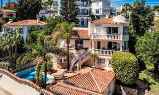 Spaanse villa te koop op loopafstand van alles in Nueva Andalucia, Marbella 74408 