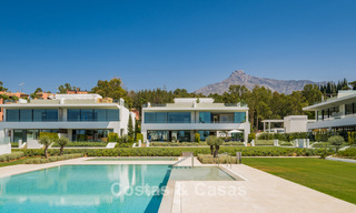 Geavanceerde luxewoning te koop in een vooruitstrevend complex met panoramisch zeezicht op Marbella’s Golden Mile 74576 