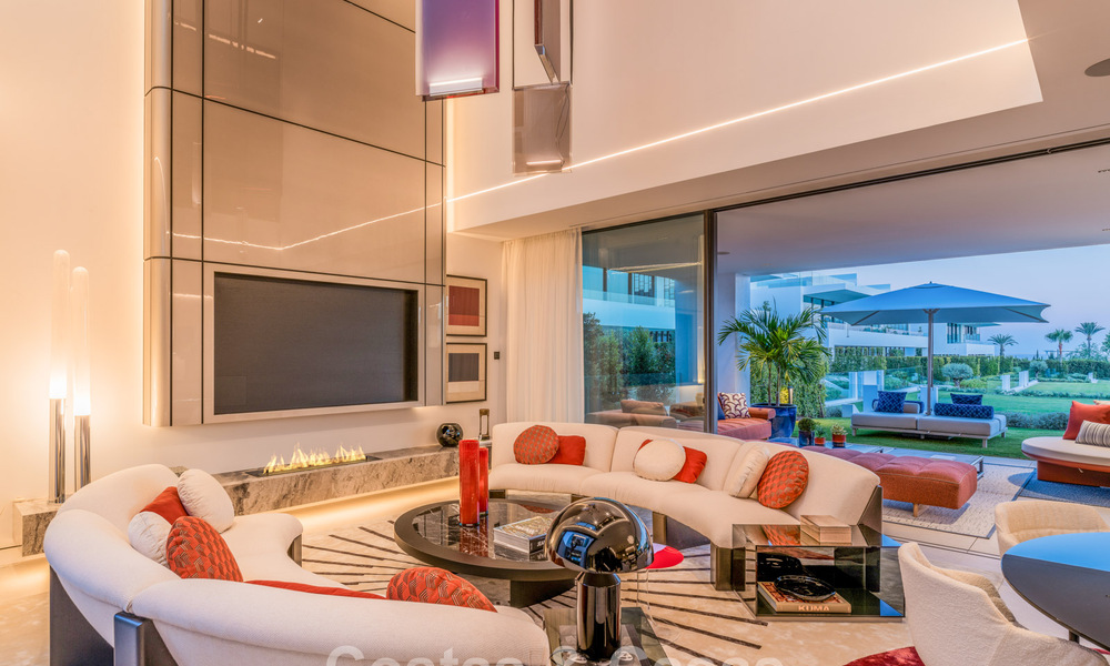 Geavanceerde luxewoning te koop in een vooruitstrevend complex met panoramisch zeezicht op Marbella’s Golden Mile 74614