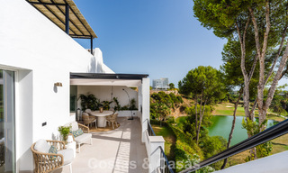 Prestigieus gerenoveerd penthouse te koop, grenzend aan een toonaangevende golfbaan in La Quinta, Benahavis - Marbella 74464 