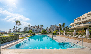 Luxe appartement te koop, in een luxueus strandcomplex op de New Golden Mile tussen Marbella en Estepona 773579 