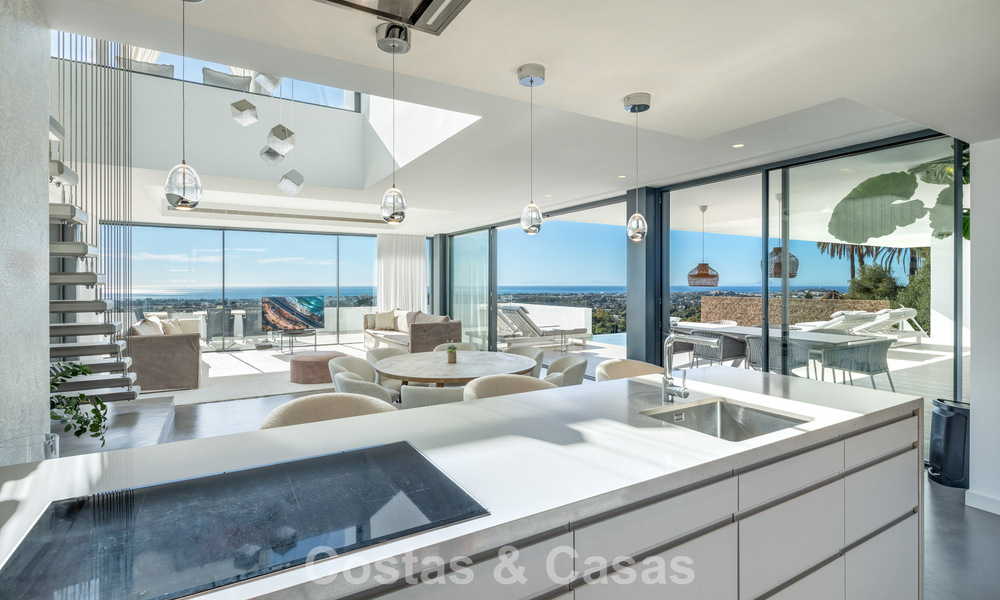 Instapklare, moderne luxevilla te koop, met zeezicht in een gated community in Benahavis - Marbella 773602