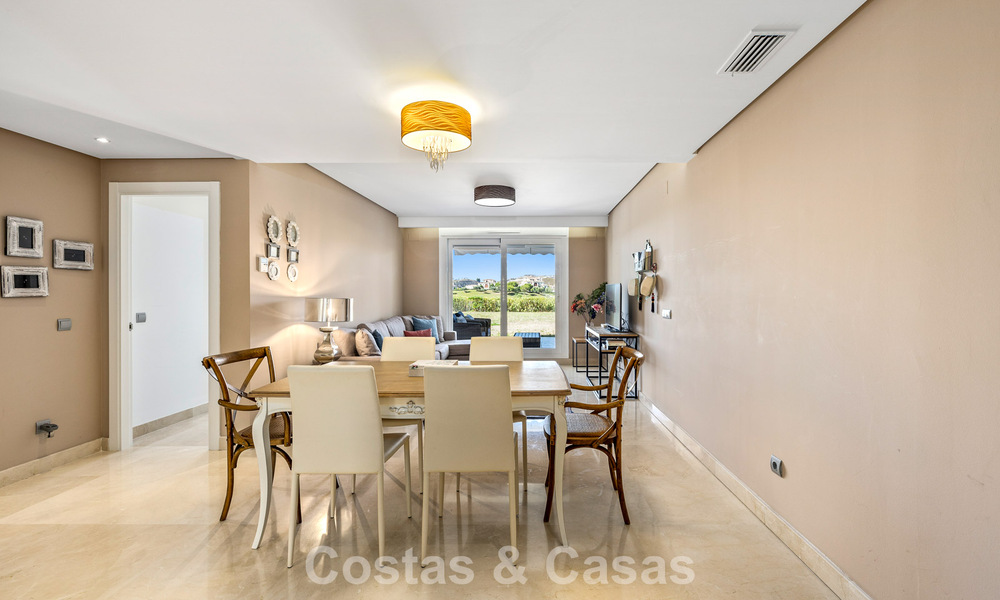 Luxueus, 3-slaapkamer appartement te koop met enorme tuin in Benahavis - Marbella 773658