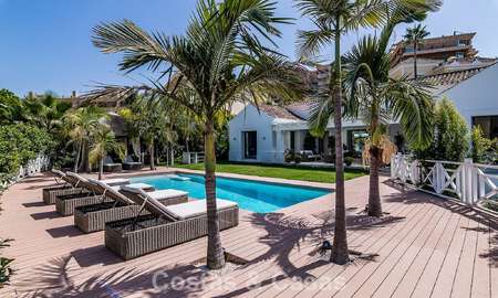 Luxevilla met tijdloos-Mediterraan design te koop in een gewilde golfomgeving van Nueva Andalucia, Marbella 773708