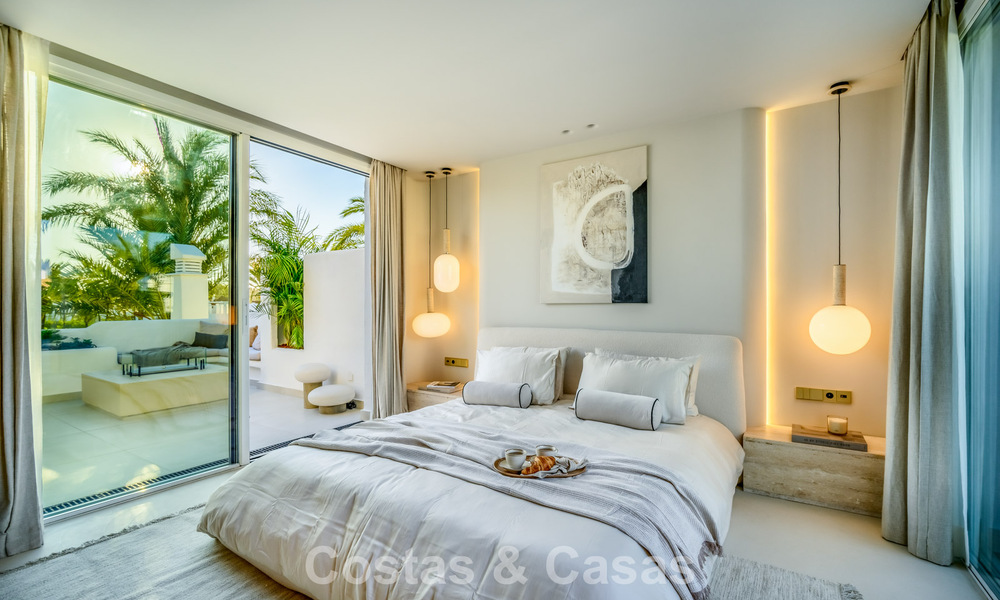 Instapklaar luxe penthouse te koop in een vooraanstaand strandresort op loopafstand van Estepona centrum 773738