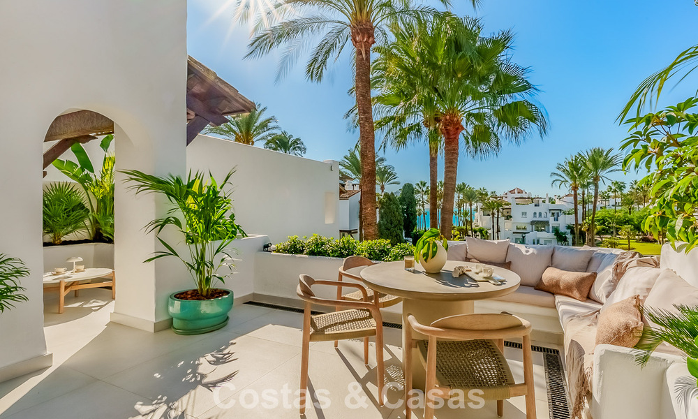 Instapklaar luxe penthouse te koop in een vooraanstaand strandresort op loopafstand van Estepona centrum 773760