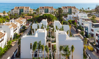 Instapklare, eigentijdse nieuwbouwvilla te koop op een steenworp afstand van het strand op de Golden Mile van Marbella 774339 