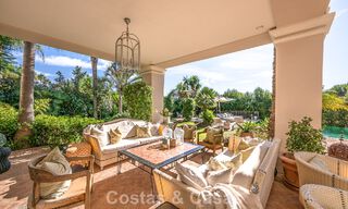 Indrukwekkende luxueuze villa te koop in een prestigieuze urbanisatie op loopafstand van het strand in Guadalmina Baja, Marbella 773969 