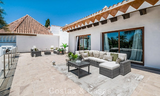 Unieke loft-stijl villa te koop in een begeerde villawijk in Nueva Andalucia, Marbella 774495 