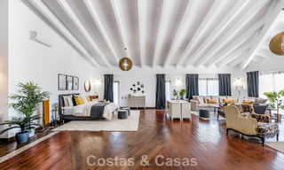 Unieke loft-stijl villa te koop in een begeerde villawijk in Nueva Andalucia, Marbella 774498 